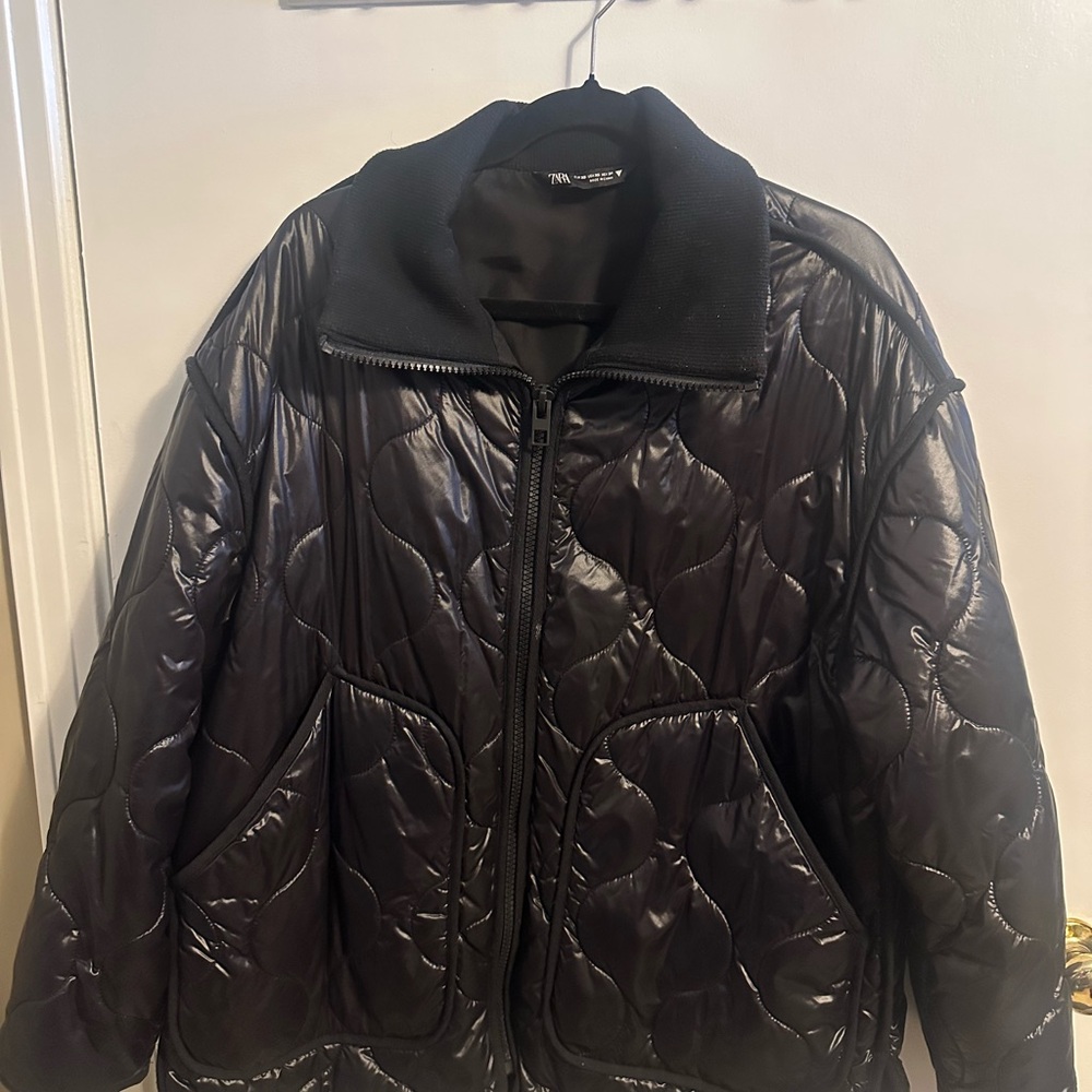 Zara Black Quilted Puffer Jacket